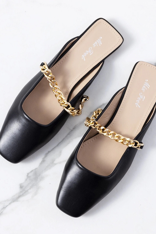 Czarne eleganckie klapki Baras