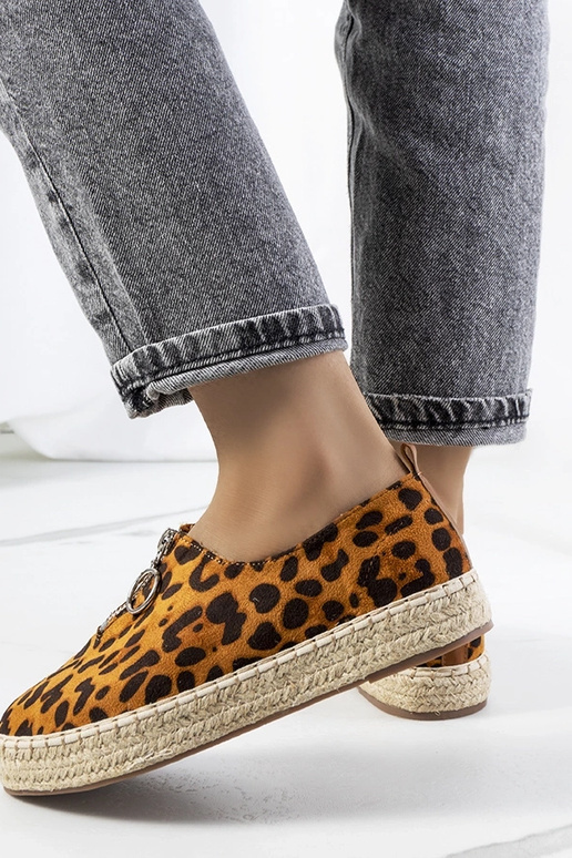 Brązowe espadryle Verneli