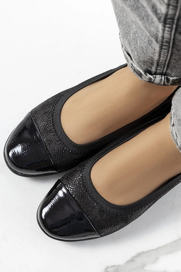 Czarne baleriny Mercer 2