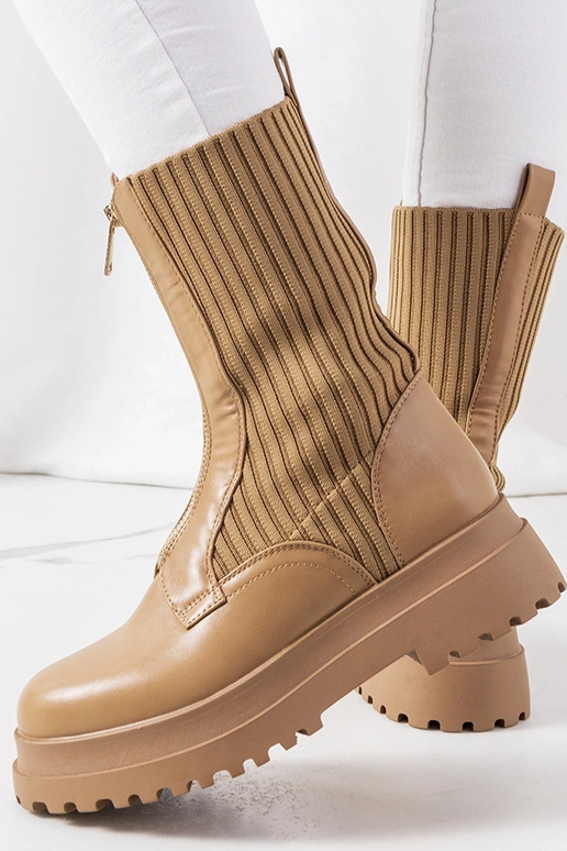 Beige boots Huff