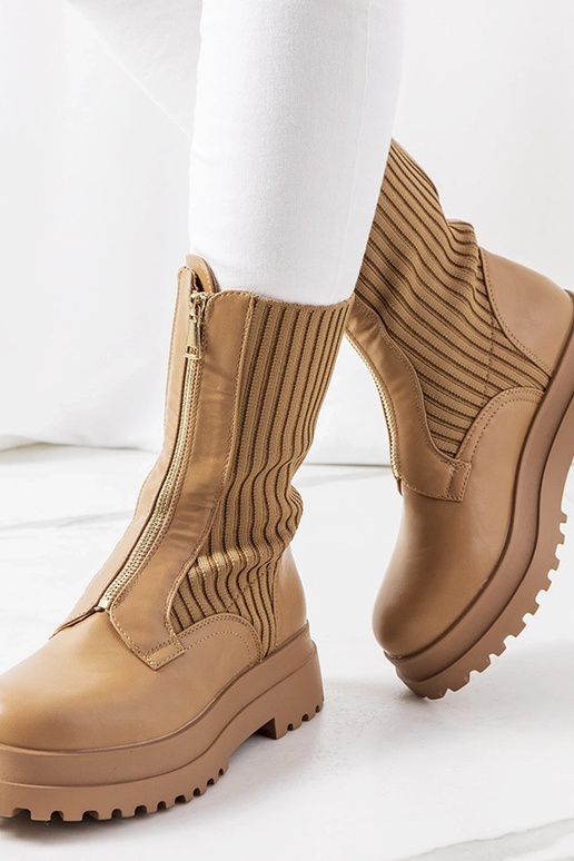 Beige boots Huff