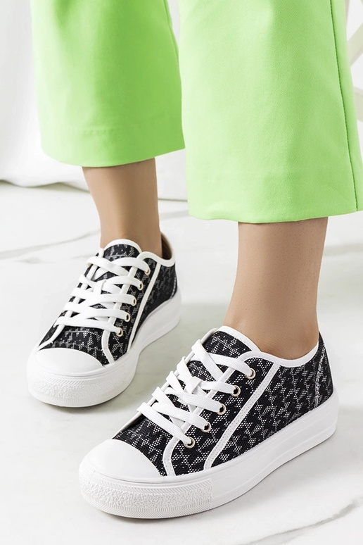 Beige trainers Venancia