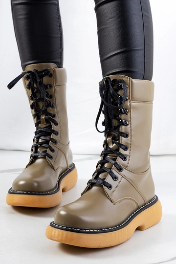 Black boots Lebel
