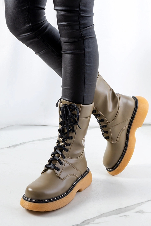 Zielone botki typu glany Redel