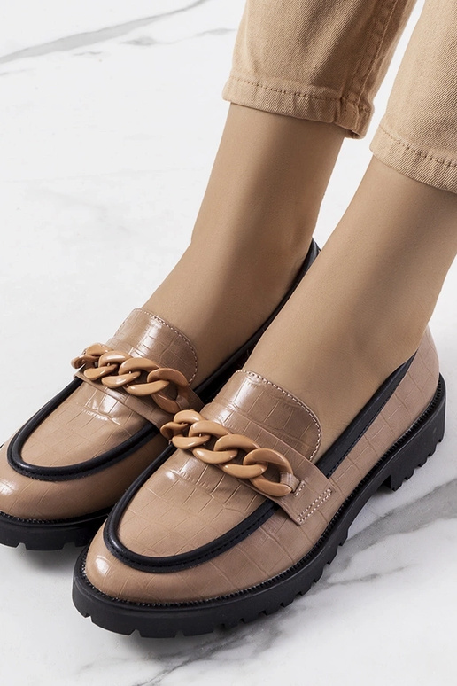 Brązowe półbuty z ozdobnym łańcuchem...