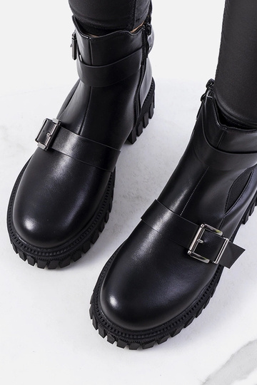 Black patent leather... 2