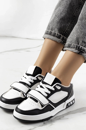 Czarne sneakersy damskie Kadie 2