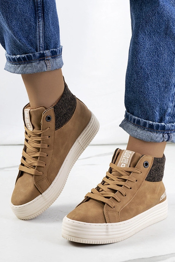 Brązowe ocieplane trampki...