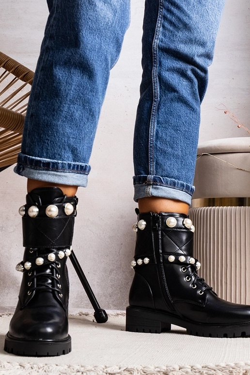 Czarne botki damskie sznurowane z...