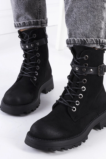 Beige boots Huff