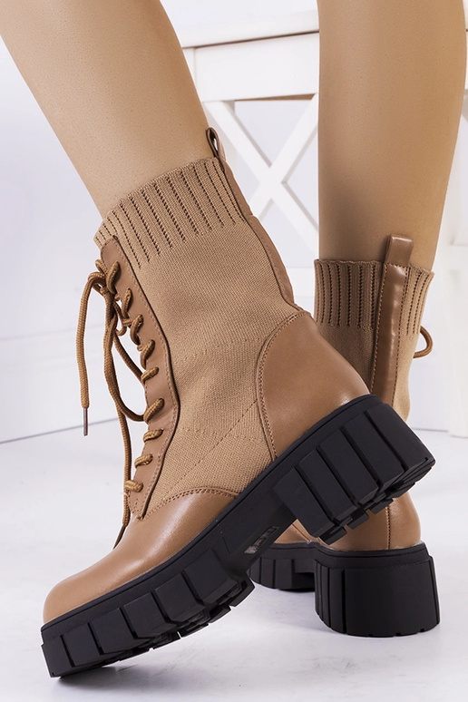 Brązowe botki z elastyczną cholewką Ada