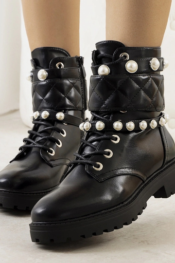 Black lacquered women's...
