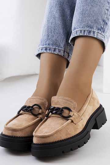 Beżowe mokasyny na... 2