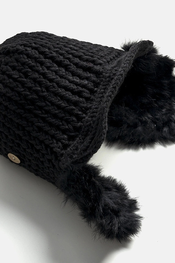 Women's maroon beanie with pompom Maysan