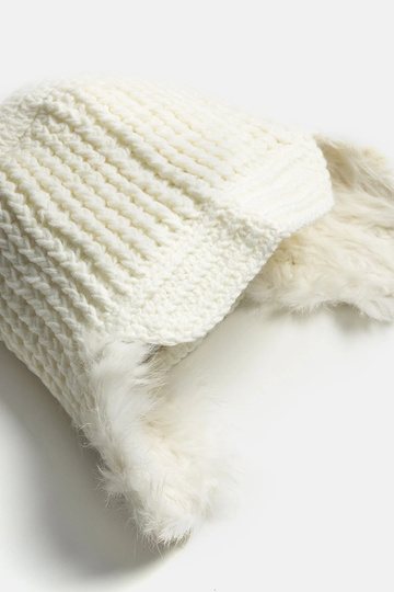 Women's maroon beanie with pompom Maysan