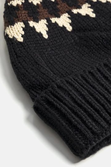 Women's maroon beanie with pompom Maysan 2