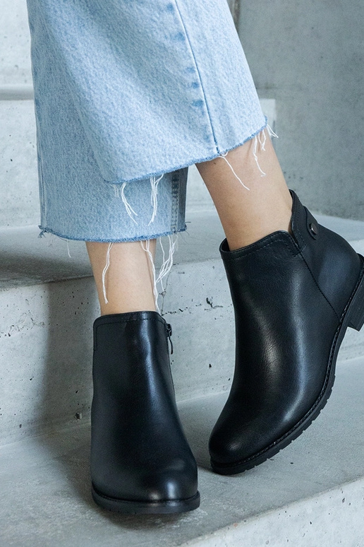 Black wedge heeled boots Etylioo