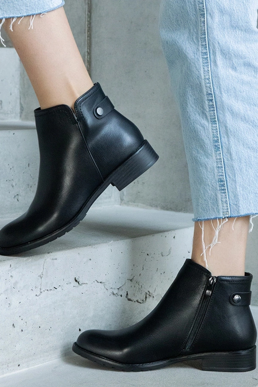 Black wedge heeled boots Etylioo