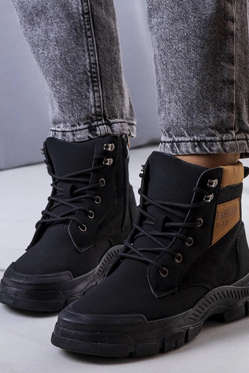 Beige insulated boots with... 2