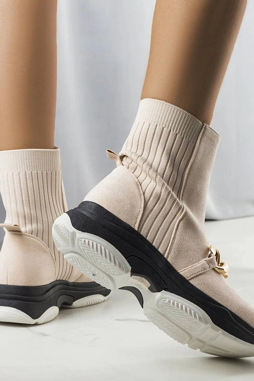 Black wedge heeled boots Etylioo