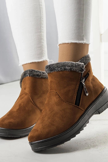 Grey snow boots with fur...