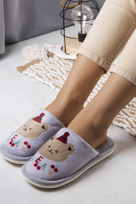 Black slippers with fur insulated Valle