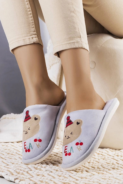 Black slippers with fur insulated Valle