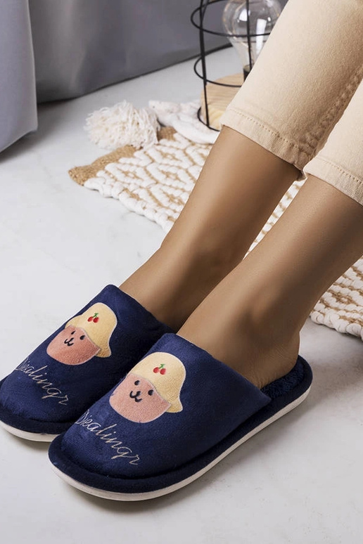 Black slippers with fur insulated Valle