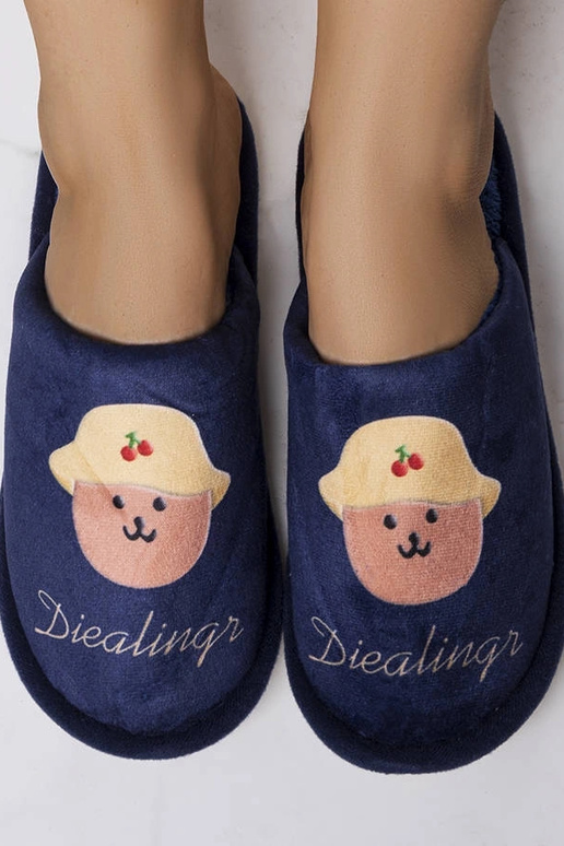 Black slippers with fur insulated Valle