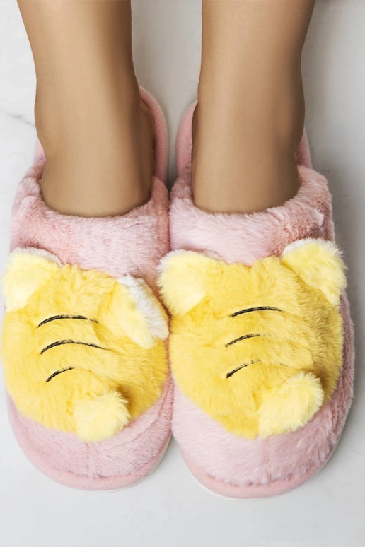 Black slippers with fur insulated Valle