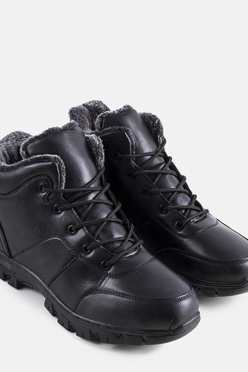 Black men's hiking boots... 2