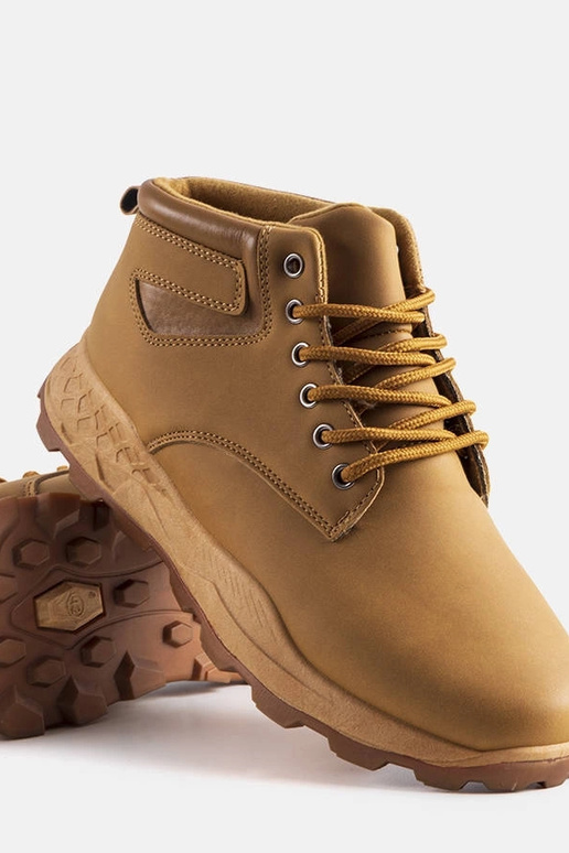 Brown insulated men's hiking boots...