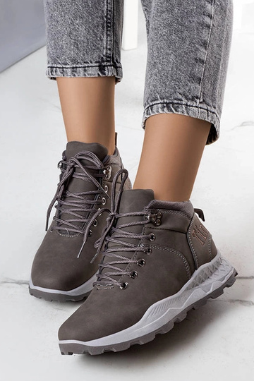 Szare ocieplane traperki... 2