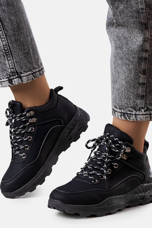 Beige insulated boots with chain...