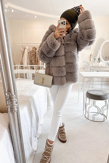 Women's maroon beanie with... 2