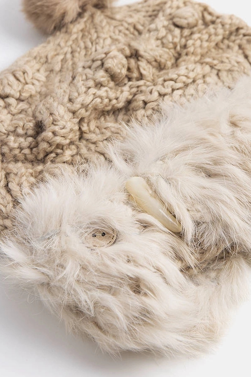 Brązowa czapka z futerkiem Danna