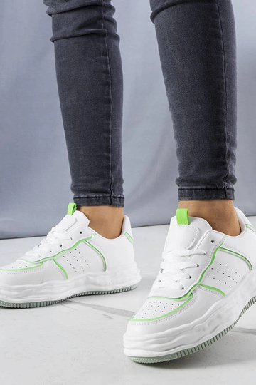 Białe sneakersy z zielonymi wstawkami Nettie