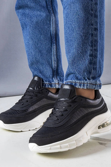 Czarne sneakersy Courtne