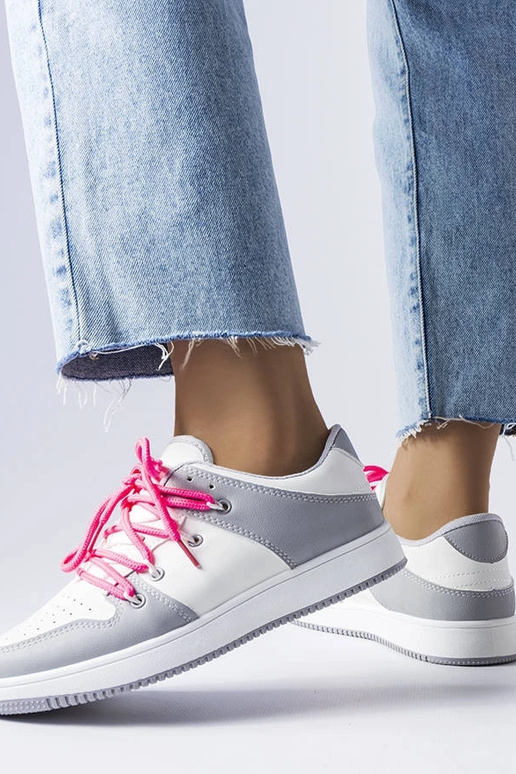 Białe retro sneakersy Shari