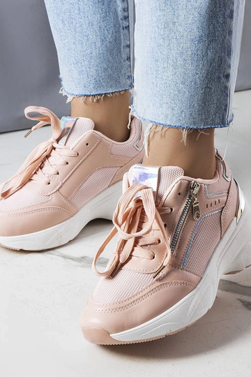 Różowe sneakersy na... 2