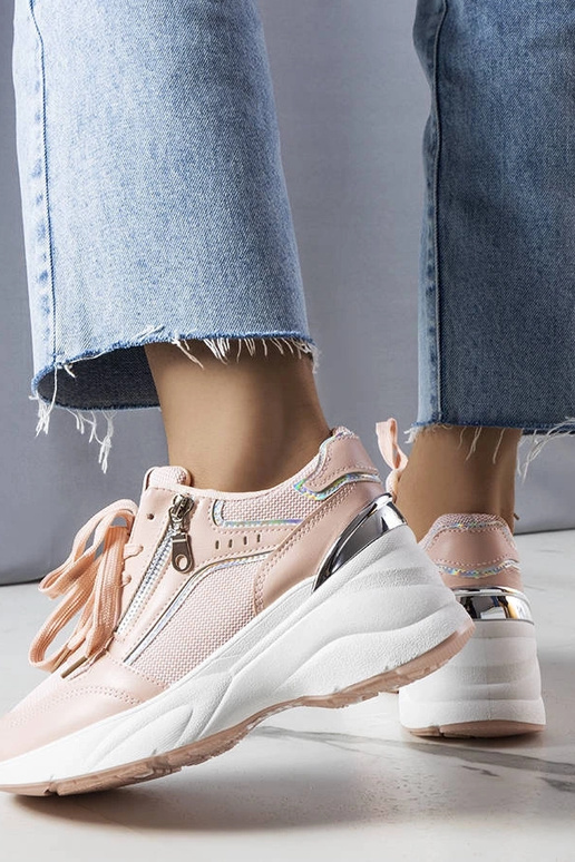 Różowe sneakersy na koturnie Stacey
