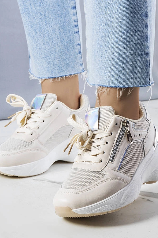 Beżowe sneakersy na koturnie Stacey Beżowe sneakersy na koturnie Stacey