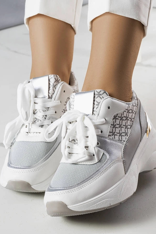 Szary sneakersy zdobione monogramem Lora