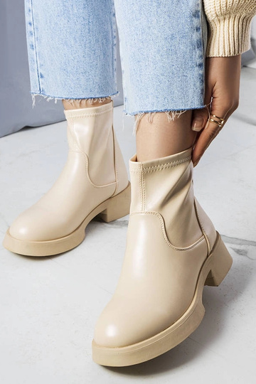 Black wedge heeled boots Etylioo 2