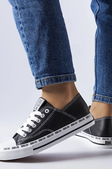 White trainers Big Star... 2