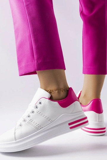 Białe sneakersy z różowym...