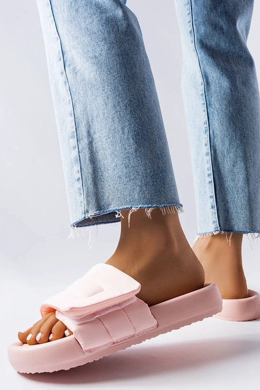 Różowe klapki zapinane na rzep Aleron