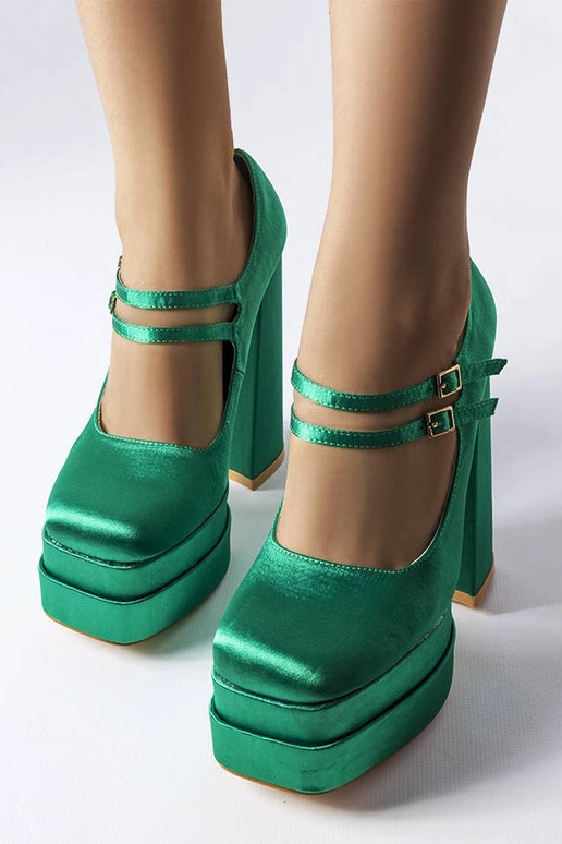 Beige high heels Thrower