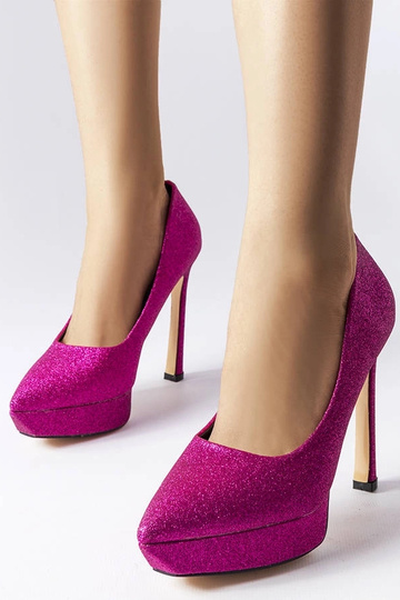 Beige high heels Thrower 2