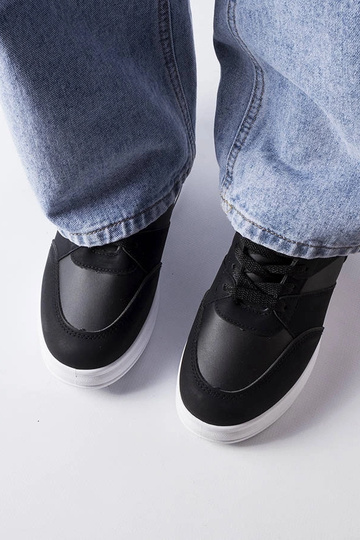 Czarne sneakersy na koturnie CinqMars 2